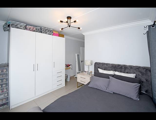 2 BEDROOM APARTMENT FOR SALE IN BROADACRES